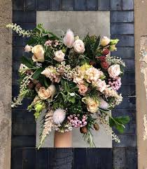 A wide range of both decorative and practical gifts can be bought made from porcelain china including crockery and tableware, mugs, plaques, tiles and figurines. Clapham Flowers Your Florist In Clapham Since 2002 Delivery In Clapham Balham And Across Sw12