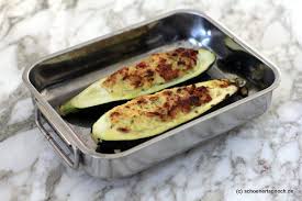 Gefullte Zucchini Mit Pinienkern Salsa Schoner Tag Noch Gefullte Zucchini Pinienkerne Zucchini