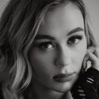 Kalyn Brown's Instagram, Twitter & Facebook