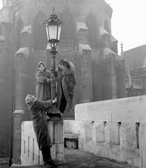 1956 yılından bu yana 120'den fazla filmde rol almıştır. 1958 Torocsik Mari Szabo Ildiko Es Margitai Agi A Varban Old Photos Black And White Photography Artist