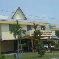 Pejabat pendidikan daerah perak tengah seri iskandar, 32610 bandar baru seri iskandar, perak darul ridzuan. Pejabat Daerah Dan Tanah Seberang Perai Tengah 438 Visitantes