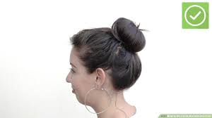 Then, bring the sock bun back up to the ends of your ponytail and begin to tuck the ends of your hair around the sock bun. How To Do A Sock Bun With Short Hair 13 Steps With Pictures