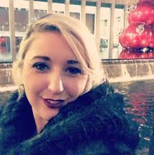 Lauren Whitlow's Instagram, Twitter & Facebook