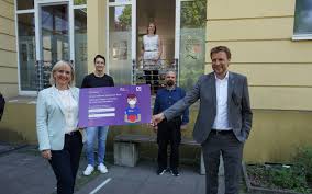 Grosse Spende Fur Corona Bedurftige In Essen Radio Essen