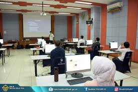 Pejabat administrator dan pejabat pengawas yth. Contoh Soal Uji Kompetensi Pejabat Administrator Cara Golden