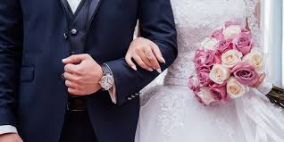 Ini adalah cincin platinum dan berlian yang indah, berselera tinggi. 35 Kata Mutiara Pernikahan Penuh Makna Romantis Dan Menyentuh Hati Merdeka Com