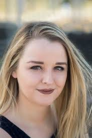 Danielle Valli's Instagram, Twitter & Facebook