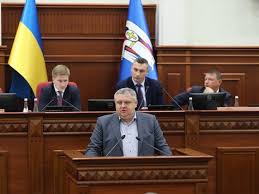 Oct 09, 2021 · кмда висунула вимогу компаніям усунути ці порушення до 15 жовтня. Krishenka Priznachili Zastupnikom Golovi Kmda Gordon