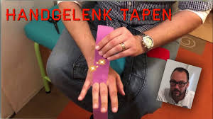 Handgelenk Tapen Kinesiotape Handgelenkschmerzen Handgelenk Verstaucht Sehnenscheidenentzundung Youtube