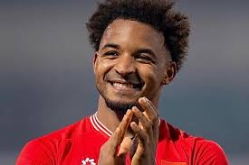 Coach Kim Sang Sik will call Xuan Son up to the Vietnam national team in  November.