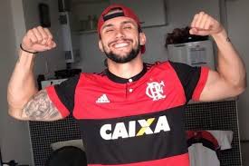 Arthur piccoli revela ameaças de morte e faz desabafo: Patrocinadora Do Flamengo Responde Ex Bbb Arthur Picoli E Fas Prometem Virar A Casaca