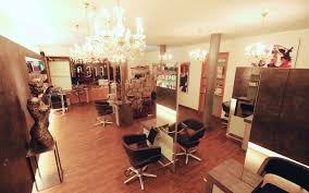 Spanish prime minister pedro sanchez is giving a special address on the second day of the 50th world economic forum (wef) annual meeting in davos. Coiffeur Zurich Pedro Sanchez Bouutique Salon