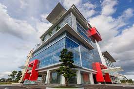 The company undertakes dredging, land reclamation and earthworks, road and bridge construction, tunneling and other infrastructure and building works. Hsl Tower A New Beginning Hock Seng Lee Berhad Hsl