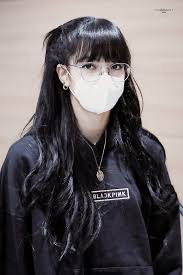 Pin By Pcy Love S Meh On Lalisa In 2020 Blackpink Blackpink Lisa Lisa Blackpink Wallpaper