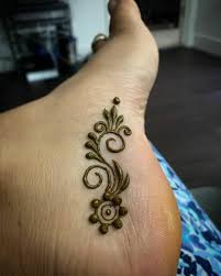 Pin By Shushanik Nazluxanyan On Hhhh Simple Henna Tattoo Henna Designs Feet Henna Tattoo Designs