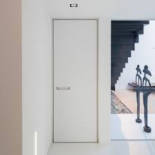 High End Floor Tot Ceiling Interior Door With Built In Handle White Interior Doors Doors Interior Modern Doors Interior