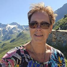 Third week into my first trip to Japan. Some things are just a mystery to  me. In hotel toilets