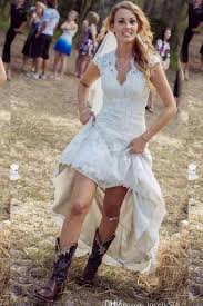 45 Short Country Wedding Dress Perfect With Cowboy Boots Short Or High Low Styles Wedding Dresses High Low Bridal Dresses Lace Country Style Wedding Dresses