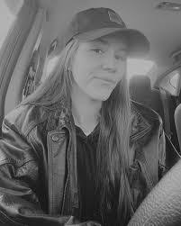 Danielle Petit's Instagram, Twitter & Facebook