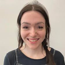 Katie Dees's Instagram, Twitter & Facebook