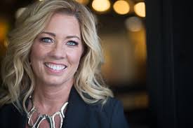 Elaine Simpson-Trainer-Speakers by Industry