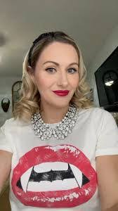 Lisa Pontius's Instagram, Twitter & Facebook