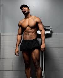 For Detroit firefighter and commercial model & actor Donnell Clayton,  bodybuilding is core to his personal health and professional careers.  @donnelljclayton @musclemania Musclemania.com