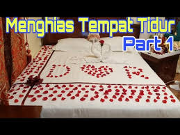 Tempat tidur rendah minimalis | melukiskan keindahan sebuah cat rumah akan bernilai dari tekstur cat dan pembuatan cat. Ide Tempat Tidur Bunga Bulat Menanam Tempat Tidur Bunga Melingkar Taman Sanne