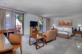 Located a few minutes' drive from stanford private research university, dinah's garden hotel palo alto offers 129 modern rooms. Book Dinah S Garden Hotel In Palo Alto Hotels Com