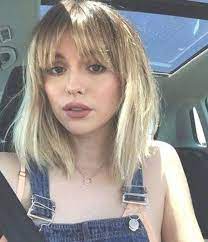 Curtain bangs with layers short hair. Short Hairstyles With Curtain Bangs Korotkie Volosy S Chelkoj Volosy S Chelkoj Volosy
