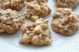 This classic american dessert is perfect for christmas because of its spicy flavor and simple nature. Top 5 Classic Christmas Cookie Recipes Christmas Sweet Treats Christmas Cooking Cookie Recipes