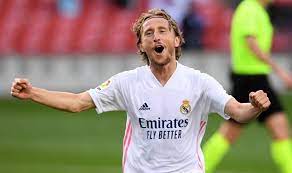 Luka modrić plays for spanish league team madrid chamartin b (real madrid) and the croatia national team in pro evolution soccer 2021. Luka Modrich Poslednie Novosti Segodnya Sobytiya Obzory Transfery Na Footballhd Ru