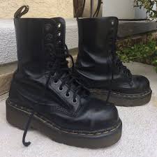 Take military style to the next. These Stunning Black Made In England Doc Martens Feature Thick Branded Grommets And A Two Tone Chunky Sole With Stitching Boots Dr Martens Boots Vintage Boots