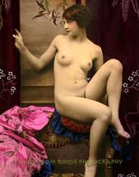 Vintage Nude Woman Sitting 8.5x11