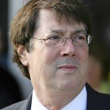 Segal points to business experience