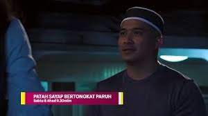 Di kampung, kisah rumah tangganya terbongkar apabila pak osman, ayah aliah yang nyanyuk terlepas cerita kepada talhah, teman. Patah Sayap Bertongkat Paruh Episod 8 Youtube