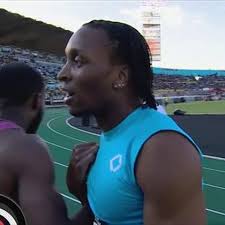 Student, 16, sets 100m world youth record