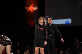 Who is mayssa bastos and what did she do? Flograppling On Twitter Mayssa Bastos Gets The Tap In Her Superfight With Fiona Watson Kasaigrappling