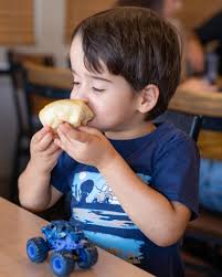 Bring all the Summer Grill flavors of the Golden Corral buffet to your  table, or office, or picnic. With Golden Corral To Go the options are  endless!