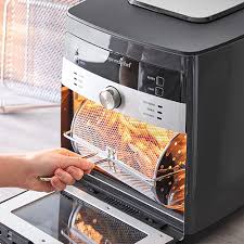 The air fryer works well and is a convenient size for one or two people. Deluxe Air Fryer Shop Pampered Chef Canada Site
