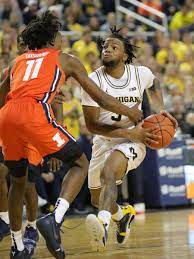 Michigan Basketball Suspends Zavier Simpson For Violation Of Team Policies Michigan Sports Michigan Football Basketball