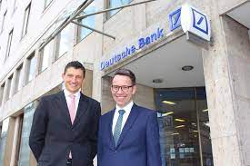 Deutsche bank filiale filiale blutstr. Deutsche Bank In Augsburg Ist Von Aufschwung Die Rede Augsburg B4b Schwaben