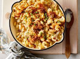 Skillet Cauliflower Mac And Cheese Recipe Recipe Vegetarian Thanksgiving Recipes Vegetarian Thanksgiving Cauliflower Recipes