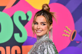 The tiktok star made a name for herself on the video app, but has said the attention has come with a lot of negativity, as people will often comment on her looks as well as telling her she doesn't deserve her success. Addison Rae Says She S Fully Single