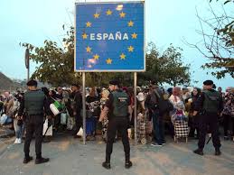 Marokko hat seine grenze zu ceuta geöffnet und eine massenflucht ausgelöst. Lage An Der Grenze Zwischen Spanien Und Marokko Foto Europa Press Dpa