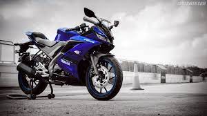 With liquid cooled, sohc and four valve engine, it can produce maximum power 19.04 bhp @ 10000 rpm along with 14.7 nm @ 8500 rpm maximum torque. Yamaha R15 V3 Hd Wallpapers Bike Pic Bike Photography Bike Sketch