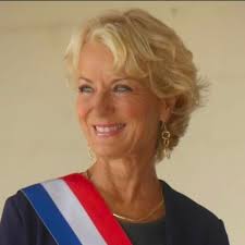 Laurence Robert-Dehault (@LRDehault)