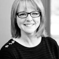 Lisa Oleson's Instagram, Twitter & Facebook