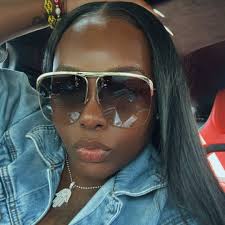 2002 was weird. Kelly Rowland texted Nelly via Microsoft Excel and got mad  because he didn't text her back