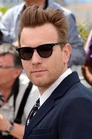 Well, ewan mcgregor's age is 50 years old as of today's date 15th june 2021 having been born on 31 march 1971. Ewan Mcgregor Height Weight Shoe Size